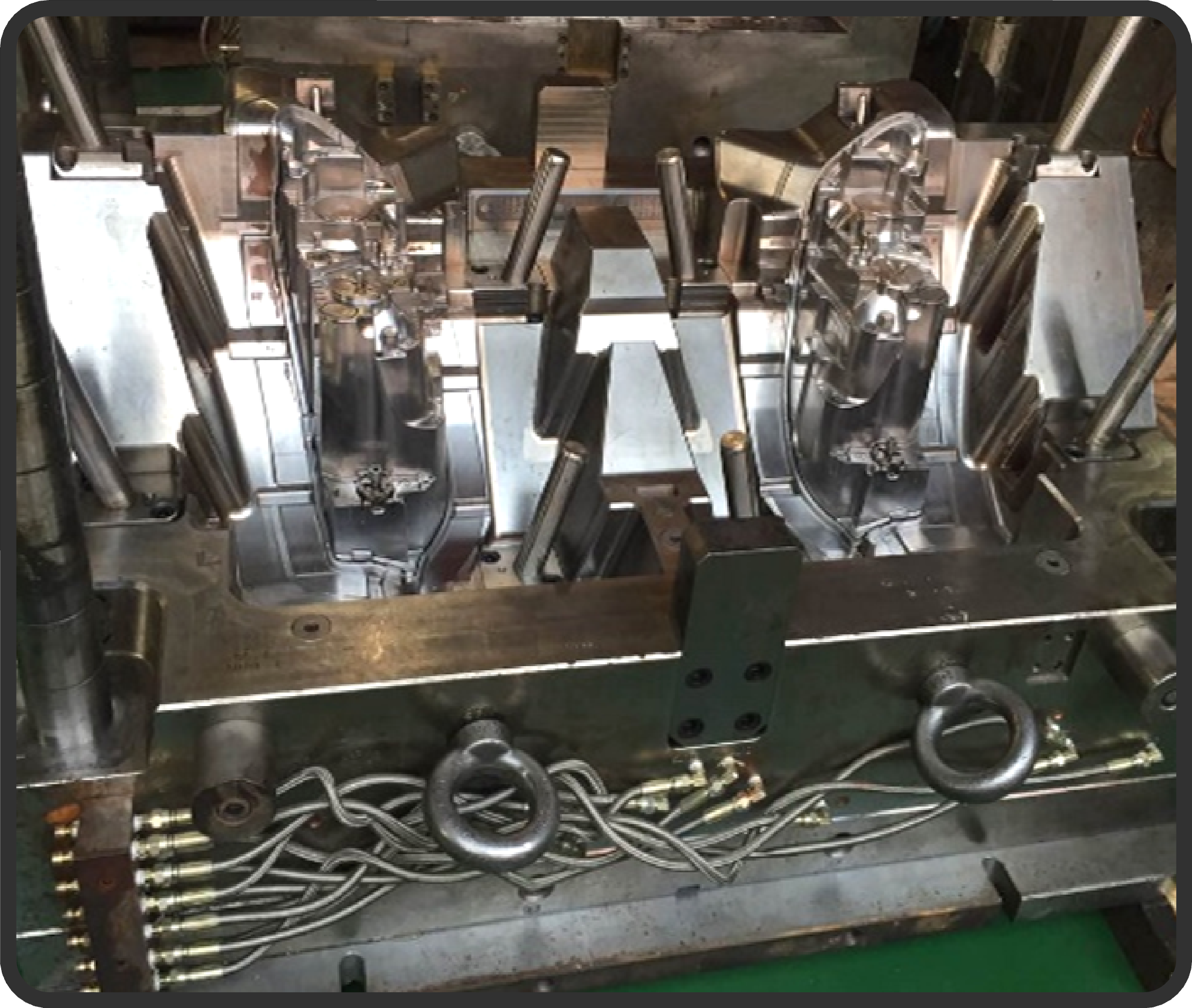 Headlamp Housing Molds
